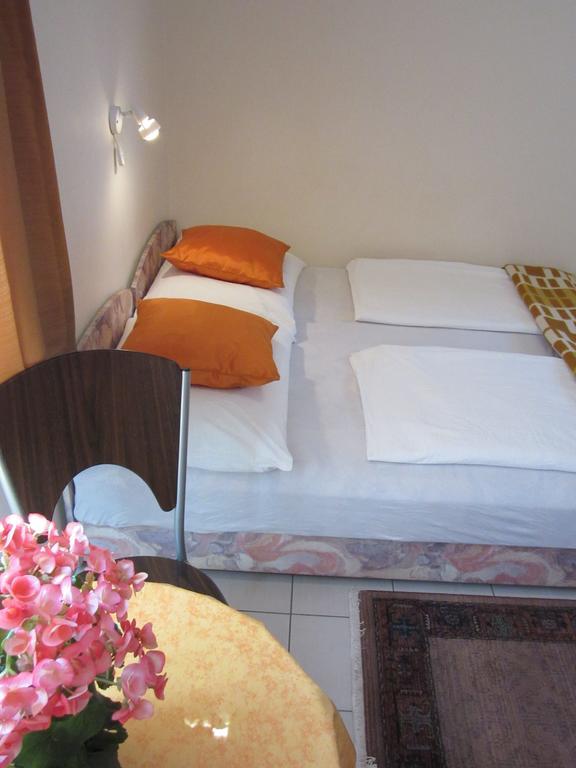 Suele Apartments & Rooms Балатонфюред Номер фото