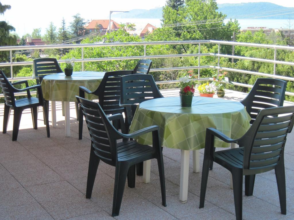 Suele Apartments & Rooms Балатонфюред Номер фото